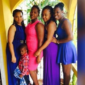 Meet your Posher, Natasha